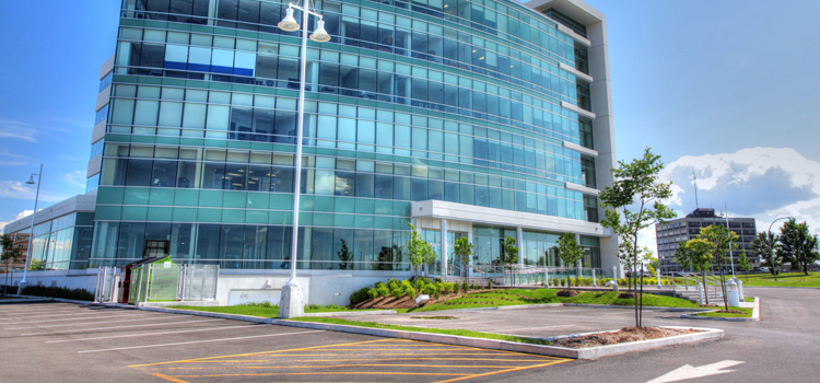 commercial glass door repair Manteca