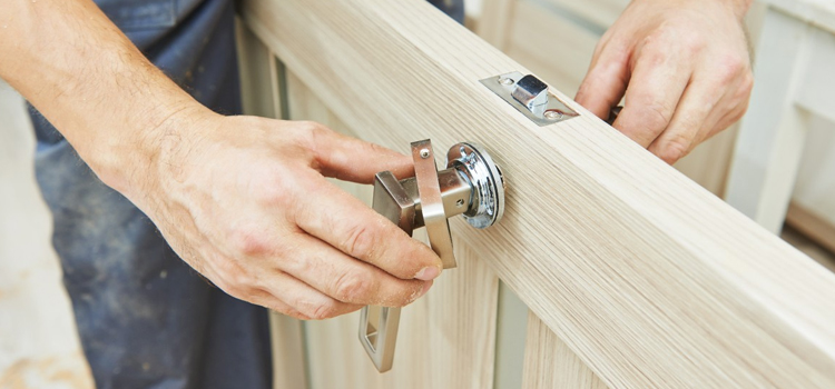 interior door repair Manteca
